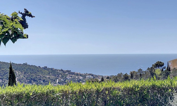 Les Issambres Apartment | Superbe Mazet vue mer en rez de Jardin Dans un Domaine Sécurisé