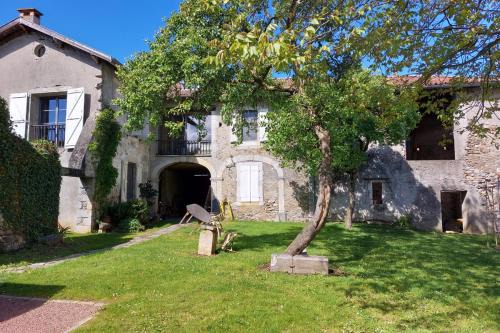 Nestier Bed & Breakfast | Superbe maison de 1785, table d'hôte, bain à remous, massages