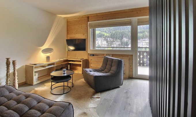 Champery Apartment | Superbe Studio Rénové Dans un Style Moderne et Épuré, à 5 min à Pied de la Rue du Village, Bénéficia