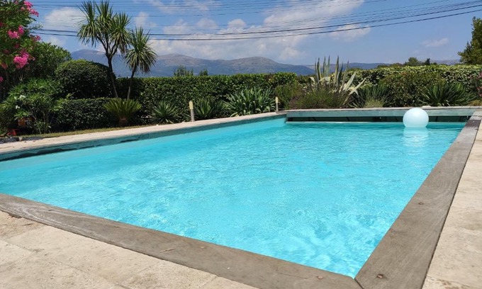 Les Maillans House | Superbe villa de charme avec piscine chauffée