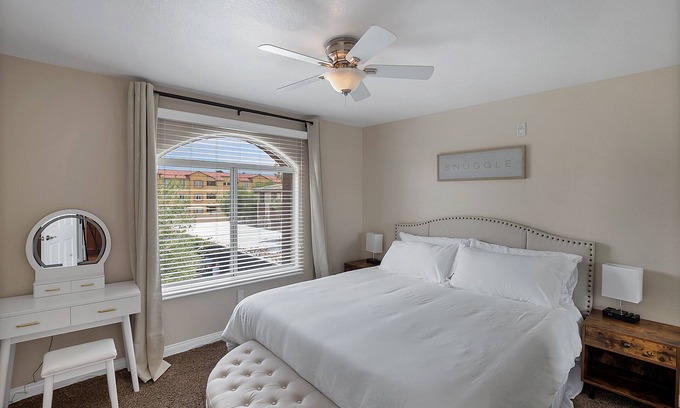 Spring Valley Condo | Superhost 5 Star ⭐️ Service Spacious 1 Bedroom