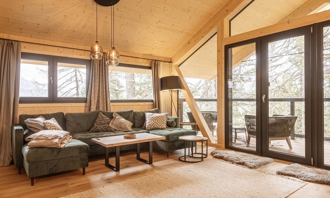 Turracher Hohe Ski Chalet | Superior Chalet # 19 with Sauna & Hot Tub