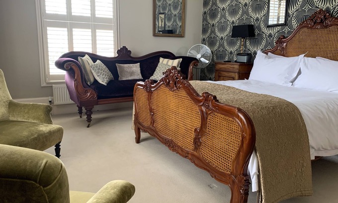 Treator Bed & Breakfast | Superior King Ensuite at Coswarth House