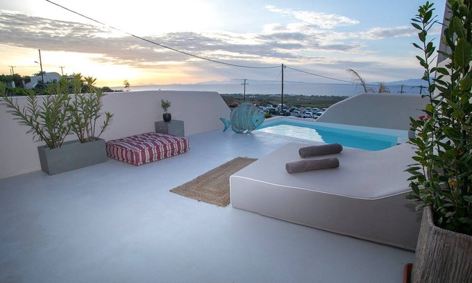 Finikia Villa | Superior Santorini Villa | 2 Bedroom Villa | Private Jetted Pool & Amazing Sea.