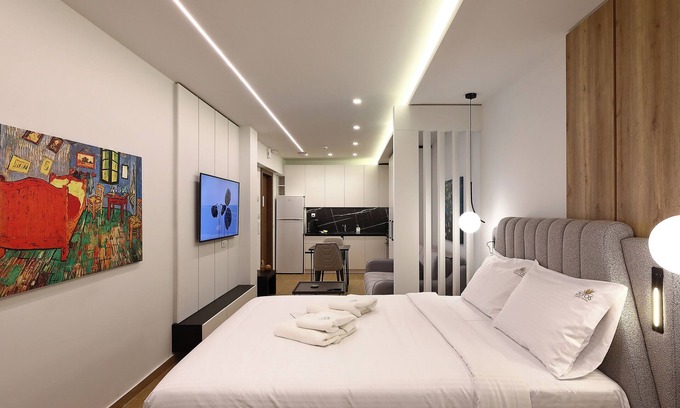 Thessaloniki City Centre Apartment | Superior Suite | Zotos Luxury Living #10