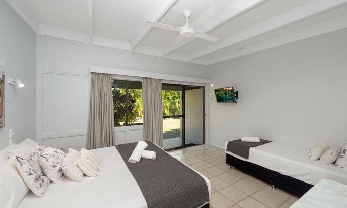 Nelly Bay Apartment | Superior Twin Studio Apartment