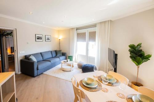Stratum Apartment | Supreme 75m2 Two-Bedroom Apartment - VW142