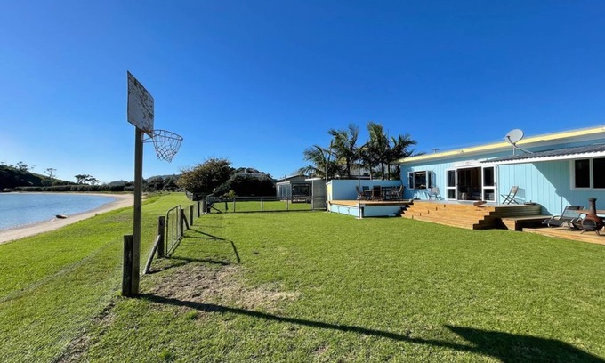 Pataua House | Supreme Beachfront House