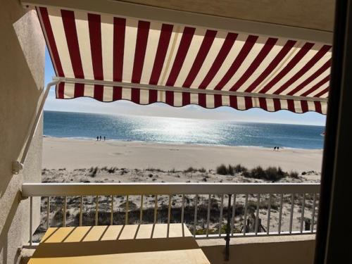 Marseillan Plage Apartment | Sur la plage avec vue plongeante sur la mer