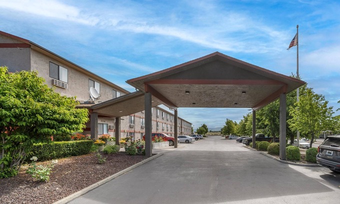 Walla Walla Hotel | SureStay by Best Western Walla Walla