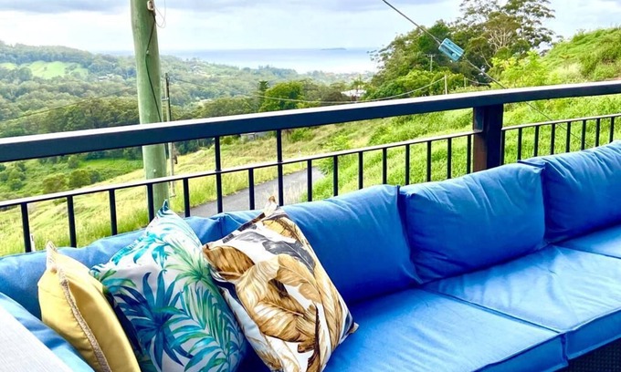 Korora Cottage | Surf Break On Bruxner - Korora (Pet Friendly)