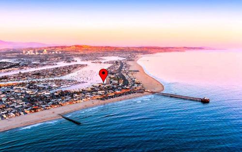 West Newport House | Surf Casita - Luxury Beach Home - Steps to Ocean & Walk to everything