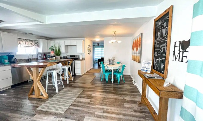 Huron House | Surf Cottage - One Block from Beach!