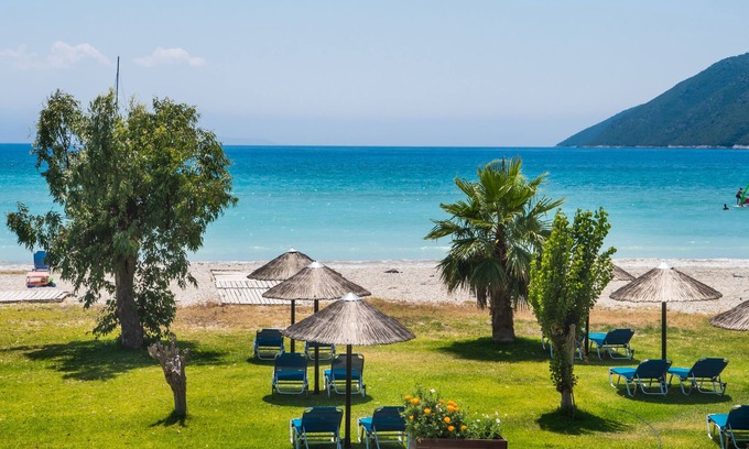 Vassiliki Hotel | Surf Hotel