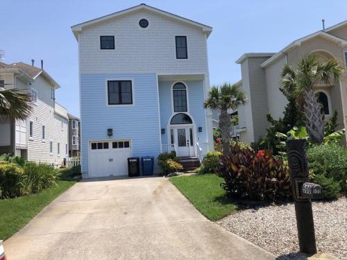 Croatan Beach House | Surf's Up!