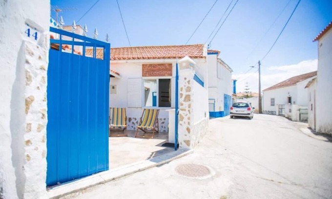 Mafra House | Surf Shack - 3 bedrooms - 900m from the beach