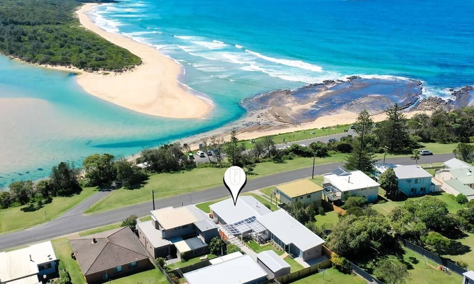 Dolphin Point House | SurfBreak on Seaside - A lush coastal setting with the most incredible ocean views