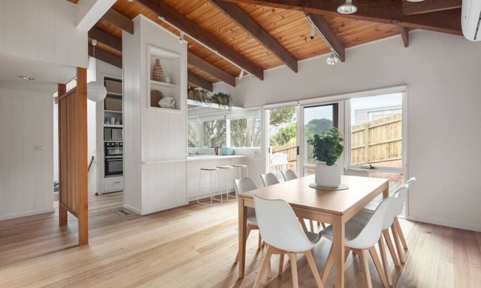 Torquay House | Surfcoast Soul - Stylish Dog Friendly Retreat