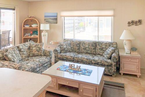 North Ocean City Apartment | Surfs Up 301