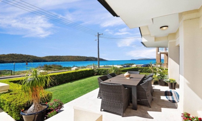Ettalong Beach Apartment | SURFSIDE ETTALONG BEACH BEACHFRONT