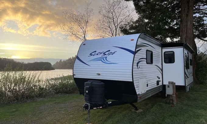 Klamath Apartment | Surftside glamping rv - Site #17