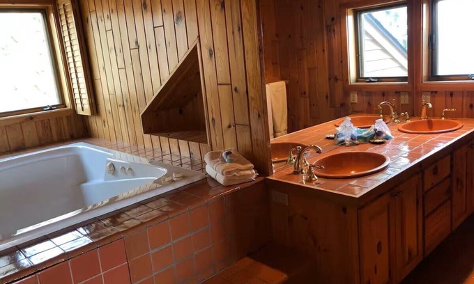 Two Harbors Condo | Surrounded by Superior! Stunning condo with 270 degrees of Lake Superior