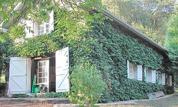 Lecumberry House | Surrounded by the mountains of the Basque Country, located in the popular Palombières Pass not far f