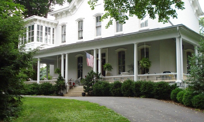 Marietta House | Susquehanna Country Manor Sleeps up to 20