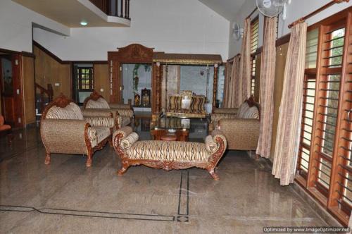 Mysore House | Suvarna Luxury Home Stay