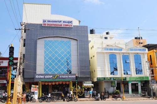 Kuvempu Nagara Bed & Breakfast | Suvarna Residency