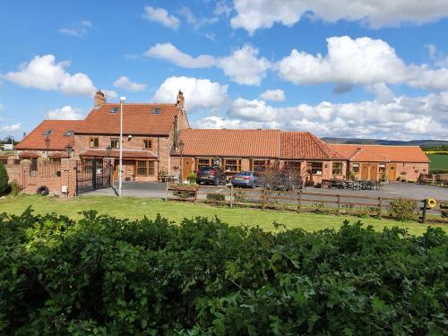 Staddlebridge Bed & Breakfast | Swan House