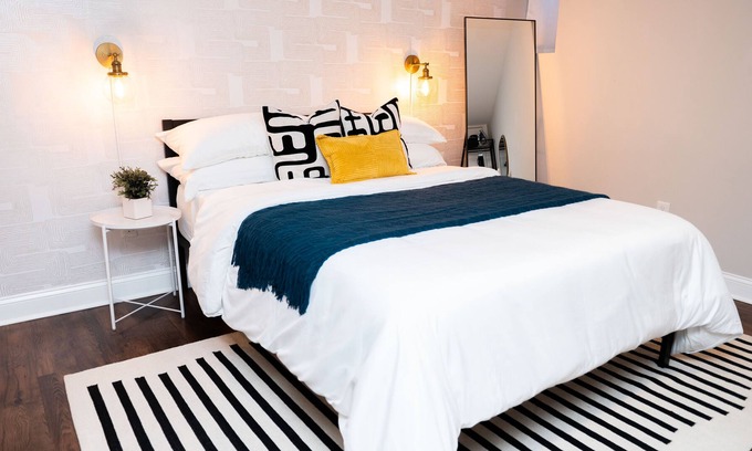 Downtown Baltimore Apartment | Swanky Basement Apartment w/ Free Off-Street Parking