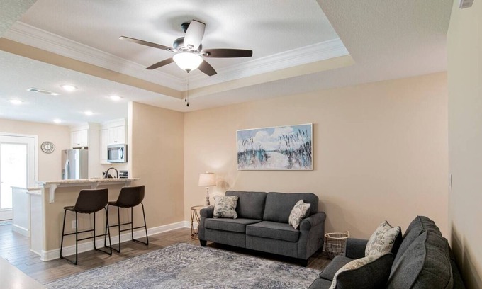 Florida Panhandle House | Sweeney Cottage-New home near Milton FL & Beaches