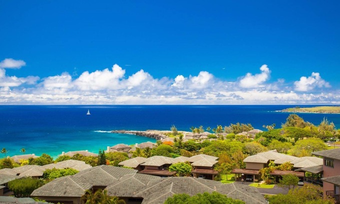 Kapalua Condo | Sweeping ocean views – from the east end of Molokai, to Honolulu Bay, and beyond!