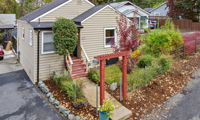 Grass Valley House | Sweet 101 one in the city bungalow