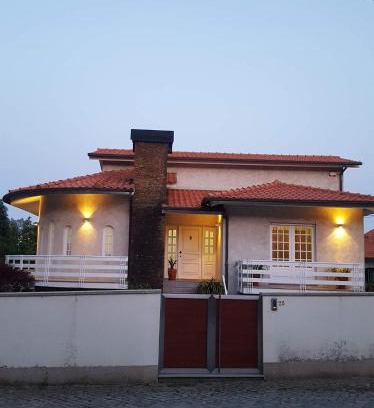 Palmeira de Faro Apartment | Sweet 3 Bedrooms Terrace Home Close Esposende