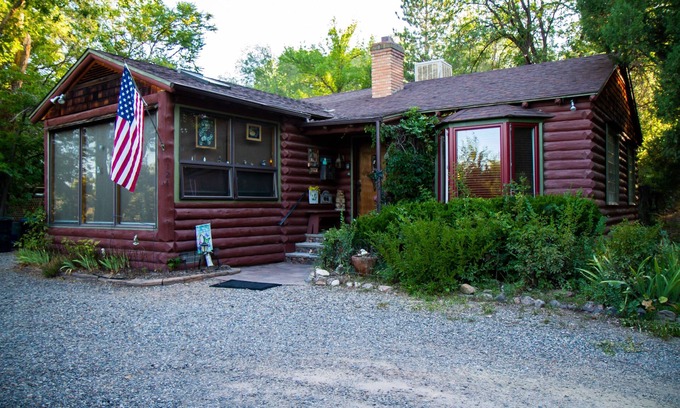 Grand Junction Cottage | Sweet Apple Cottage