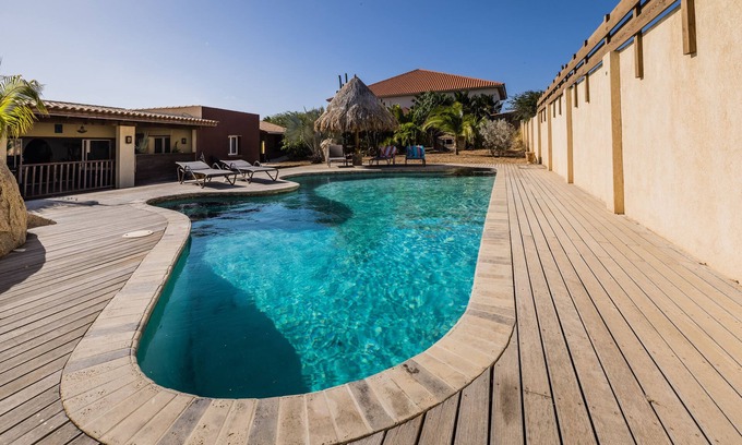 Santa Cruz House | sweet chalet in paradise