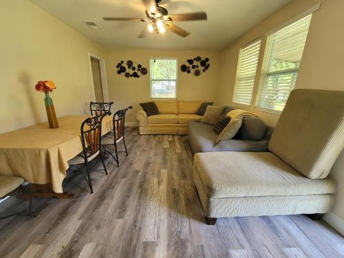Mobile House | Sweet home Alabama!