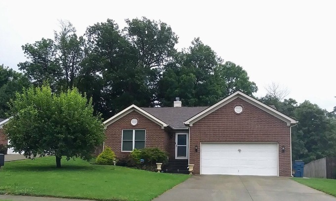 Shepherdsville House | Sweet home in the middle