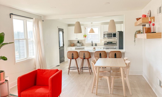 North East House | Sweet Little Home Away From Home, North East, MD