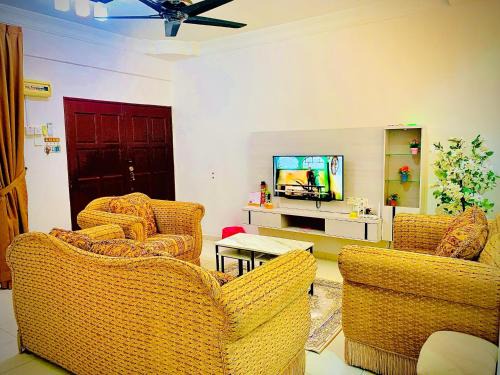 Batu Berendam House | Sweet Nest Homestay Melaka