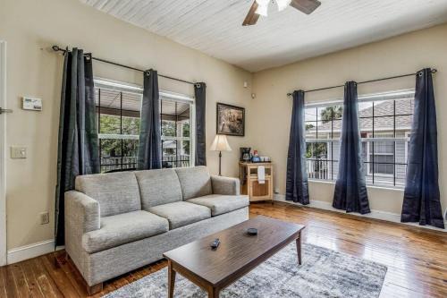 South Pensacola House | Sweet on Strong Street - Unit B