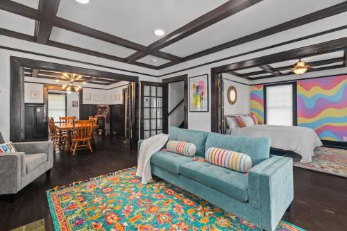 Frankfort House | Sweet Retreat