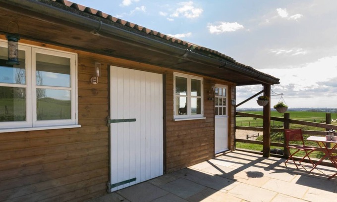 Etchinghill House | Swift in the beautiful Ashford