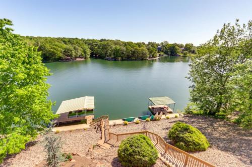 Bella Vista House | Swim and Boat Docks Lakefront Gem in Bella Vista!