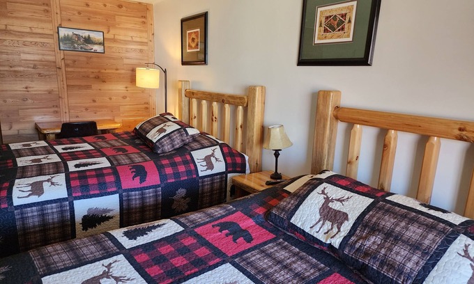 Ohiopyle Hotel | Swimmers | 1BR,1BA, Cabinesque Hotel in Ohiopyle
