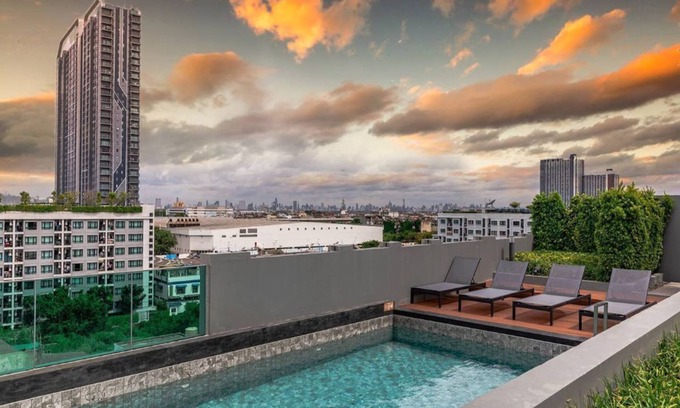 Mueang Samut Prakan District Apartment | swimming pool and gym , near BTS PuChao,bkbloft3 - Tambon Thepharak