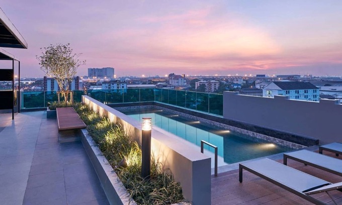 Mueang Samut Prakan District Apartment | Swimming pool and gym , near BTS PuChao/bkbloft9 - Tambon Thepharak