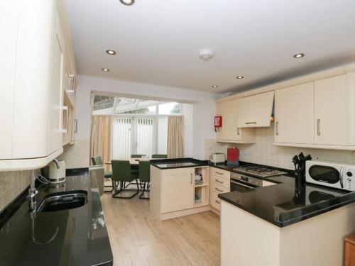 Keswick House | Swirl Howe